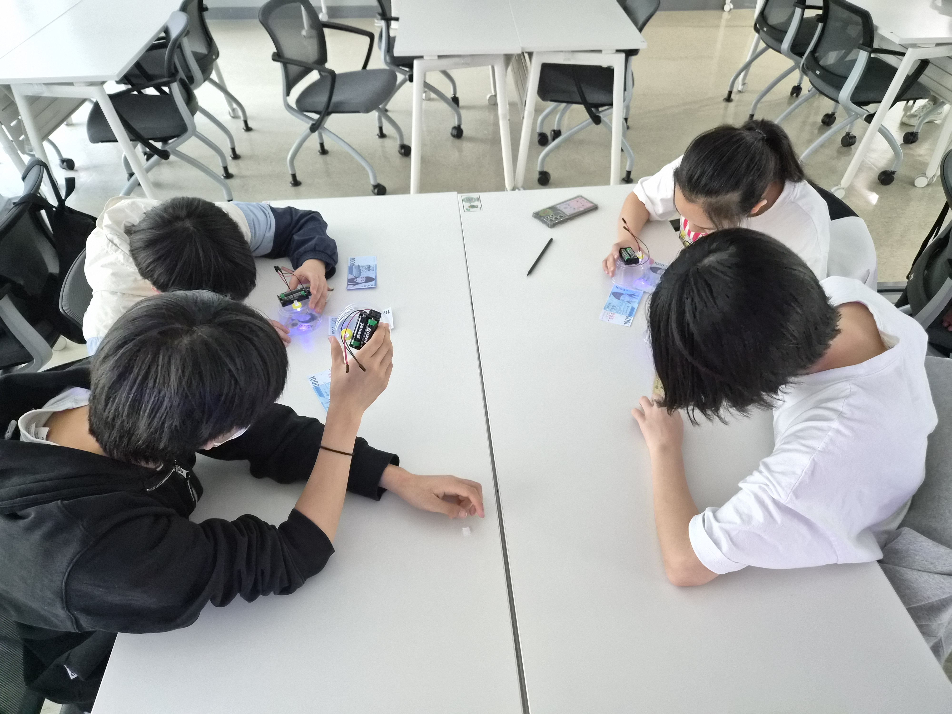 KakaoTalk_20260509_201520733_06.jpg